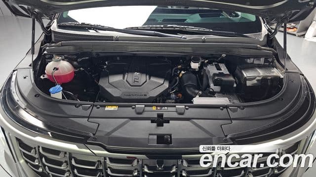Kia Carnival 2023 — Photo 11/20