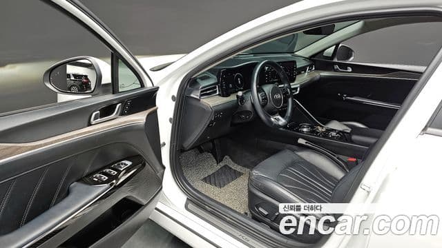 Kia K5 2020 — Şəkil 12/20