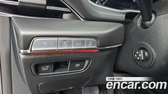 Genesis GV80 2021 — Photo 16/20