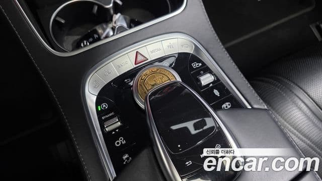 Mercedes-Benz S-Class 2020 — ფოტო 19/20