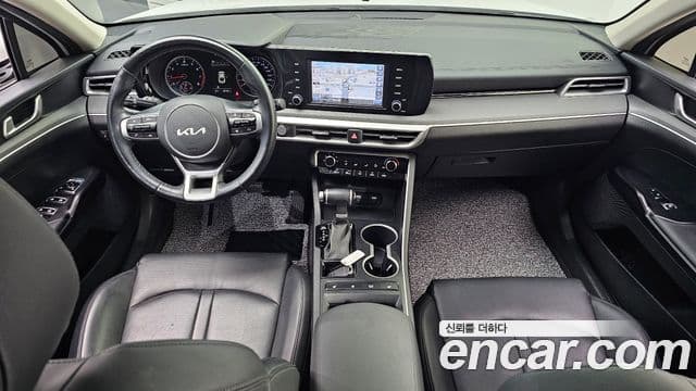Kia K5 2023 — ფოტო 7/20
