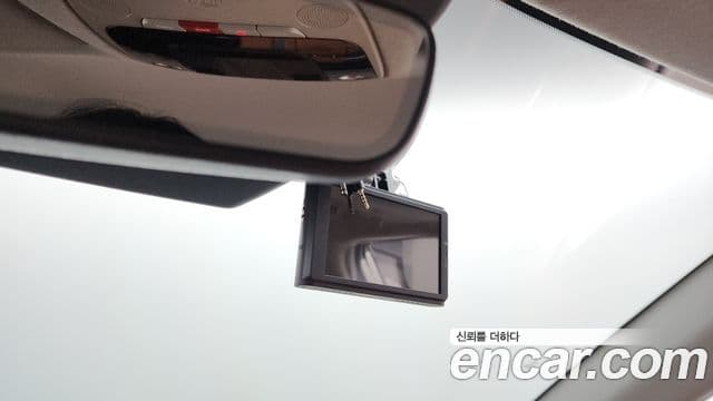Kia Seltos 2023 — Şəkil 19/20
