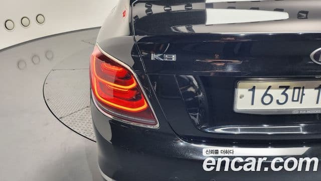 Kia The K9 2019 — ფოტო 8/37