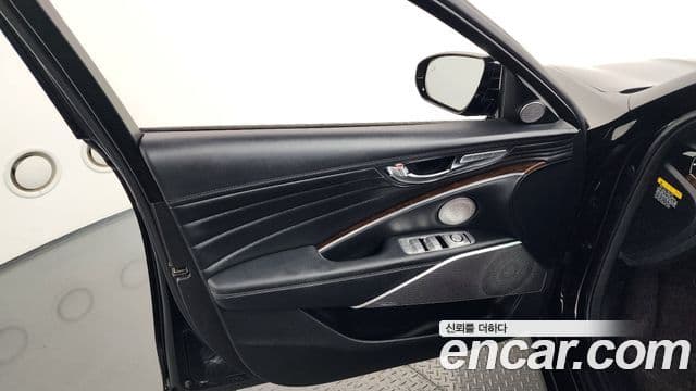 Kia The K9 2019 — ფოტო 30/37