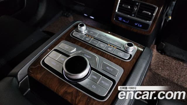 Kia The K9 2019 — ფოტო 26/37
