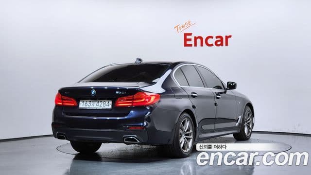 BMW 5 Series 2018 — Фото 2/20