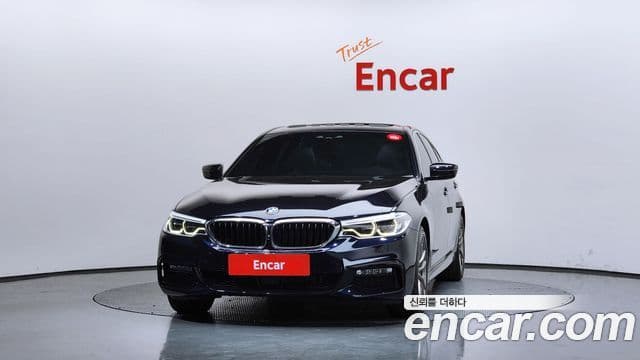 BMW 5 Series 2018 — Фото 3/20
