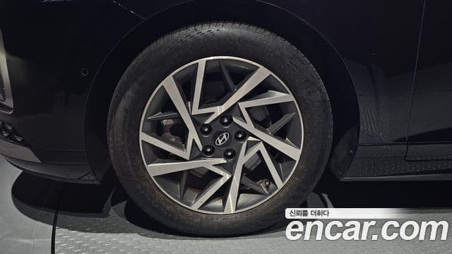 Hyundai Grandeur 2023 — ფოტო 5/20