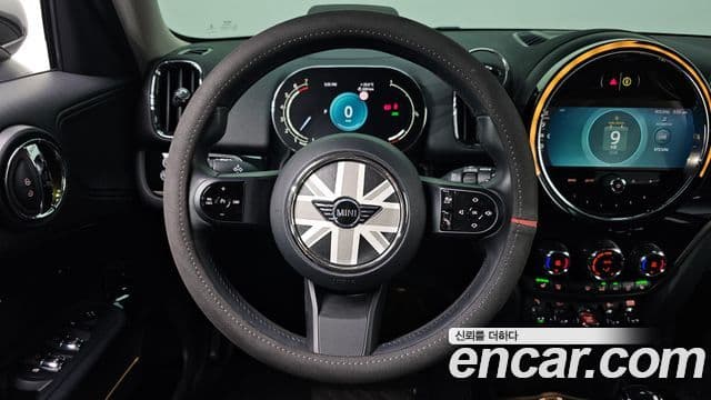 Mini Cooper Countryman 2022 — Фото 14/20