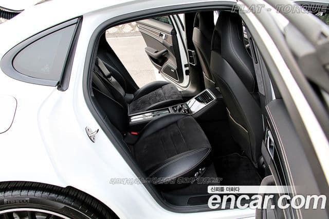 Porsche Panamera 2019 — Photo 19/20