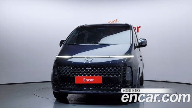 Hyundai Staria 2021 — Фото 3/20