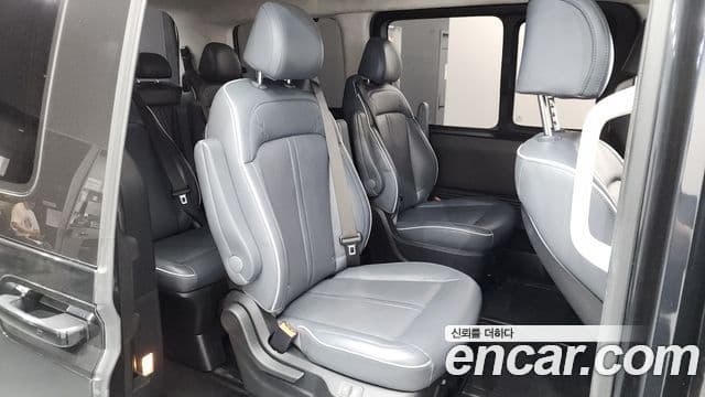 Hyundai Staria 2021 — Фото 11/20