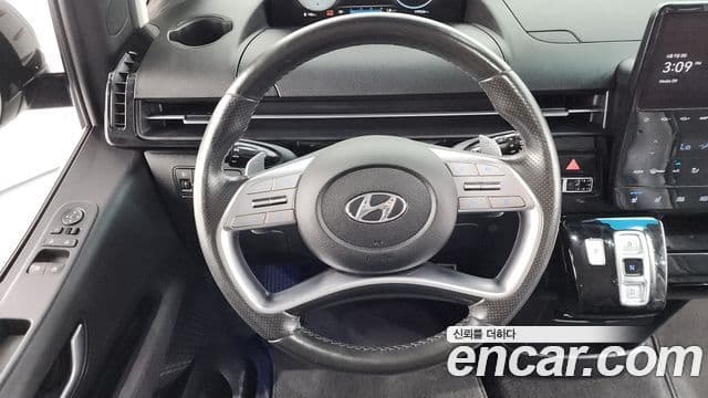 Hyundai Staria 2021 — Фото 13/20
