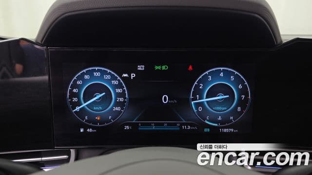 Hyundai The New Avante Hybrid 2022 — Photo 26/30