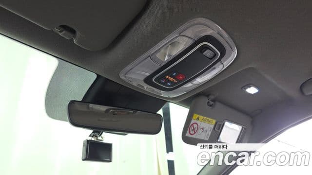 Hyundai The New Avante Hybrid 2022 — Photo 22/30