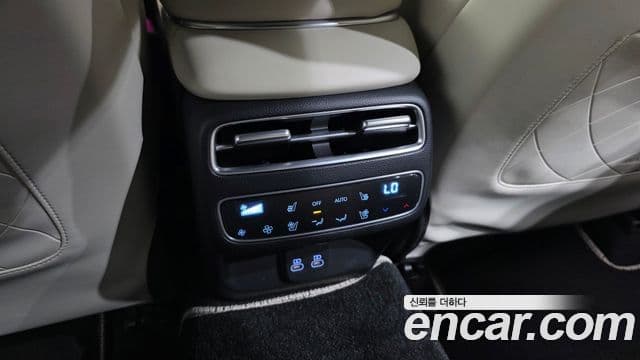 Genesis GV70 2025 — Photo 15/20