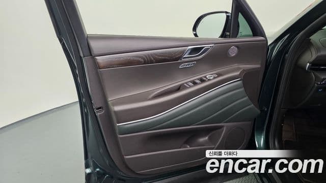 Genesis GV80 2020 — Photo 13/39