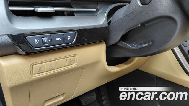 Kia Carnival 2021 — Şəkil 17/20