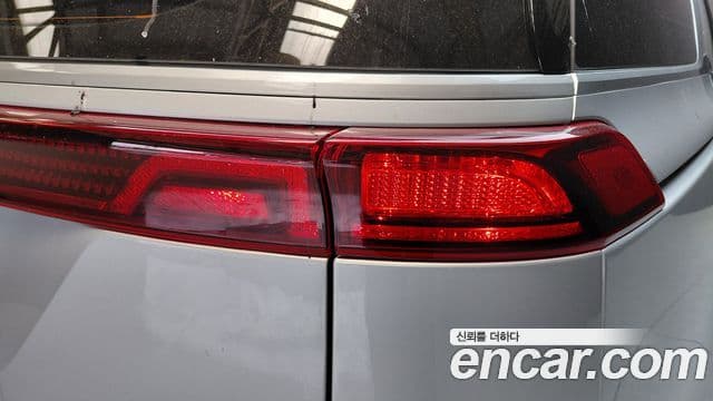 Kia Carnival 2021 — Photo 26/29
