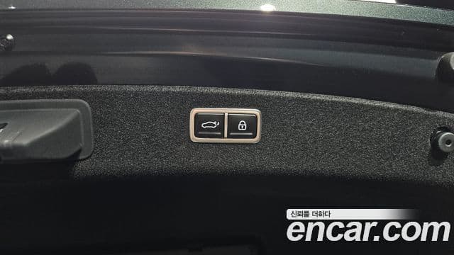 Genesis G80 2025 — Photo 16/34