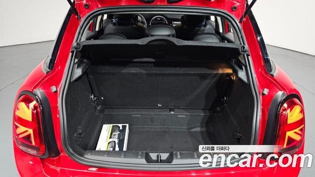 Mini Cooper S 2020 — фото 20 из 20