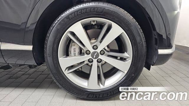 Genesis GV80 2022 — Photo 30/38