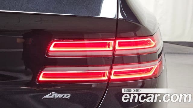 Genesis GV80 2022 — Photo 14/38
