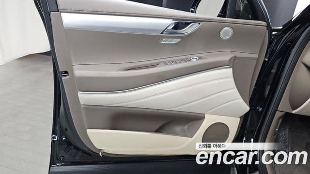 Genesis GV80 2022 — Photo 21/38