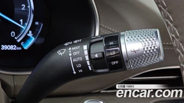 Genesis GV80 2022 — Photo 15/38