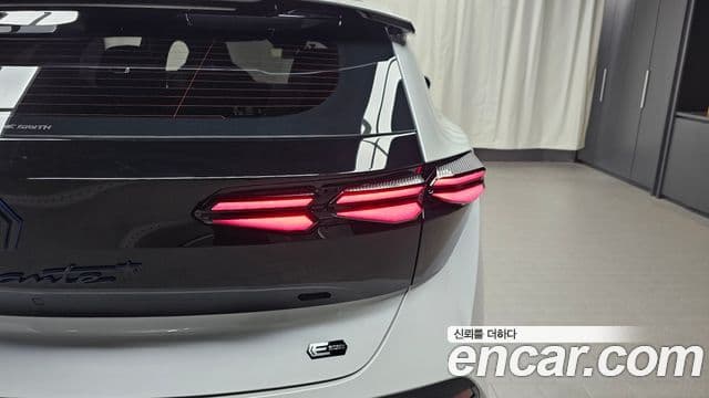 Renault Samsung Filante 2026 — Photo 9/36