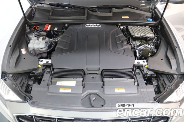 Audi Q7 2021 — ფოტო 5/20