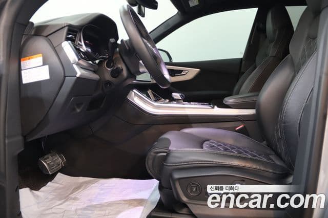 Audi Q7 2021 — ფოტო 12/20
