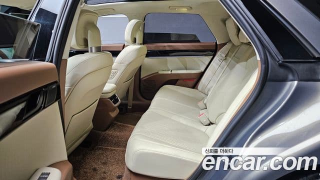 Hyundai Grandeur 2022 — ფოტო 12/20