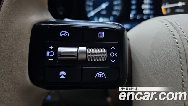 Hyundai Grandeur 2022 — ფოტო 19/20