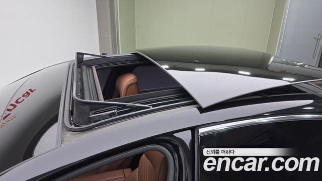 Genesis Electrified G80 2022 — Şəkil 19/20