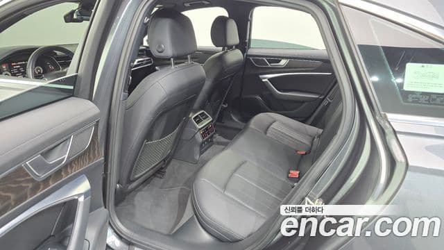 Audi A6 2022 — ფოტო 11/20