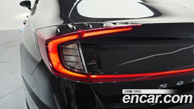 Hyundai Sonata Hybrid 2021 — Şəkil 2/32