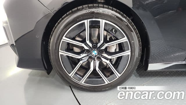 BMW 7 Series 2025 — фото 4 из 20