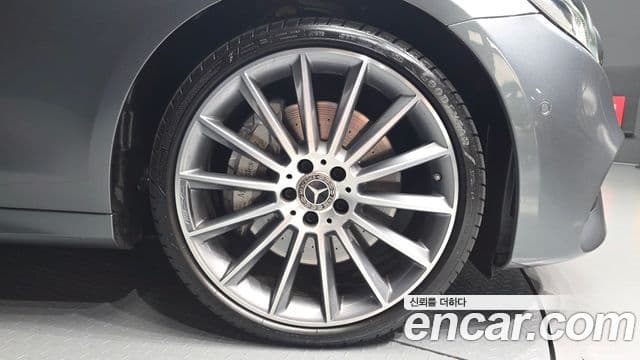 Mercedes-Benz E-Class 2019 — Şəkil 5/20