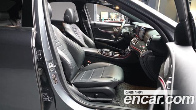 Mercedes-Benz E-Class 2019 — Şəkil 11/20