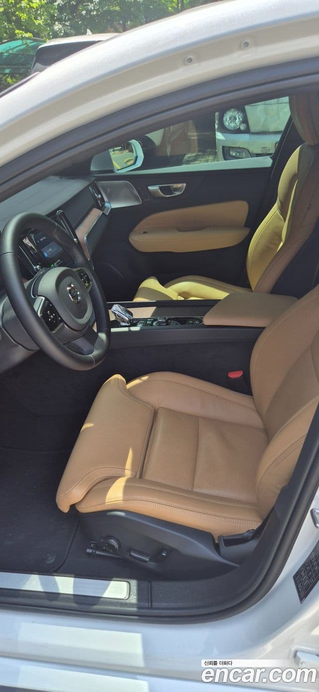 Volvo S60 2024 — Şəkil 15/20