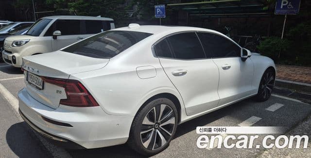 Volvo S60 2024 — Şəkil 16/20