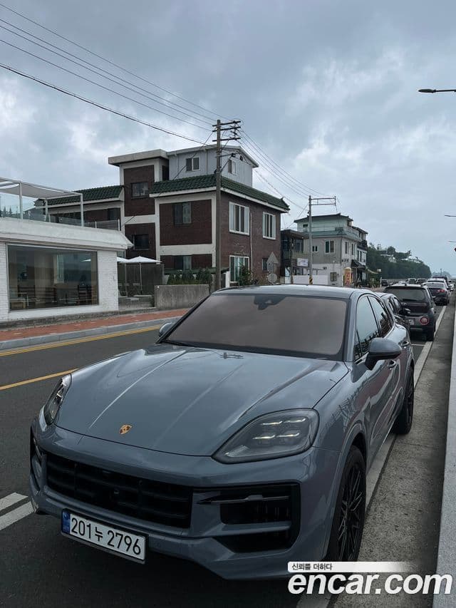 Porsche Cayenne 2024 — ფოტო 19/19