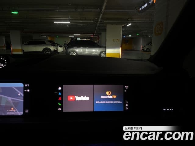 Porsche Cayenne 2024 — ფოტო 15/19
