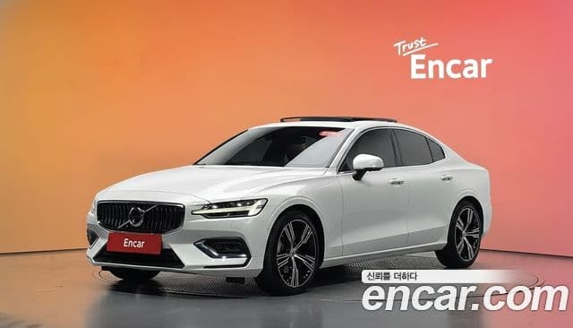 Volvo S60 2021 — Şəkil 1/20