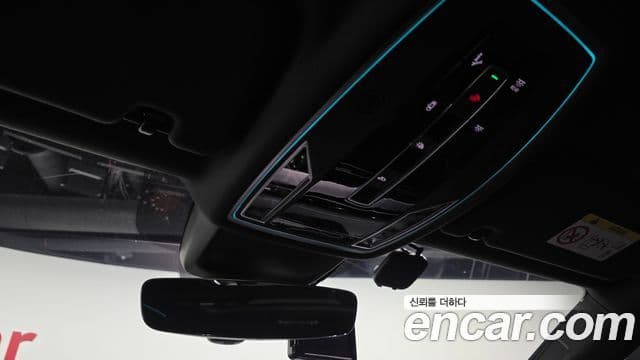 Audi A8 2021 — Photo 11/20