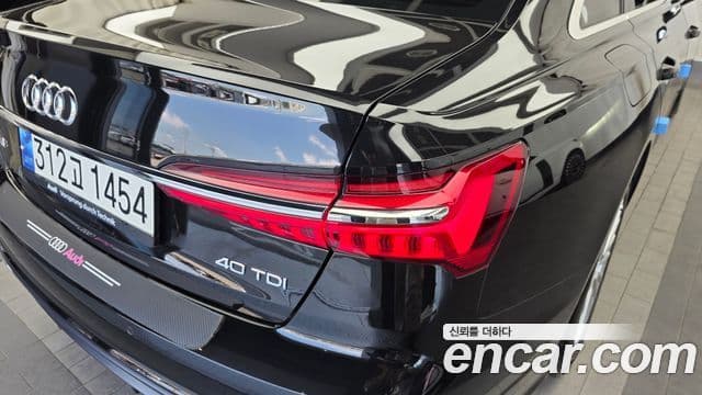 Audi A6 2021 — Şəkil 22/35