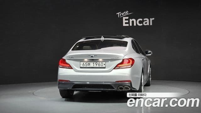 Genesis G70 2018 — ფოტო 27/31
