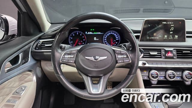 Genesis G70 2018 — ფოტო 12/31