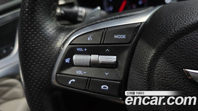 Genesis G70 2018 — ფოტო 7/31